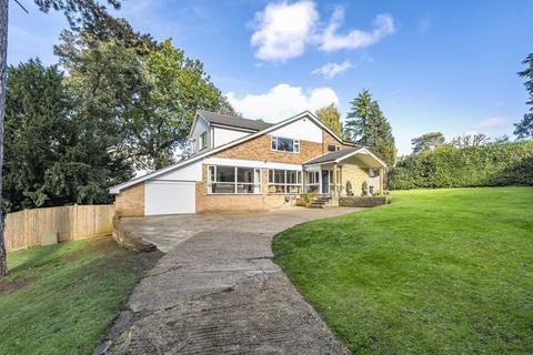 5 bedroom detached house for sale, Woodhyrst Gardens, Kenley