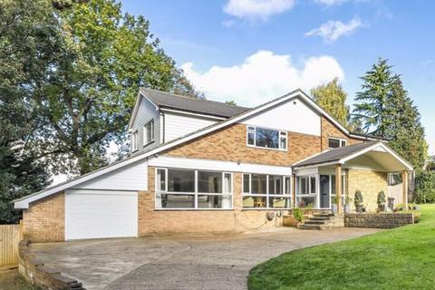 5 bedroom detached house for sale, Woodhyrst Gardens, Kenley