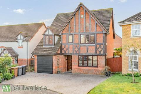 28 Campbell Close, Buntingford, SG9 9BY