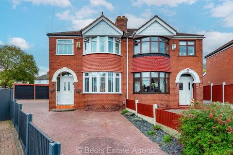 3 bedroom semi-detached house for sale, Whitby Road, Runcorn