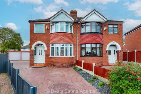 3 bedroom semi-detached house for sale, Whitby Road, Runcorn