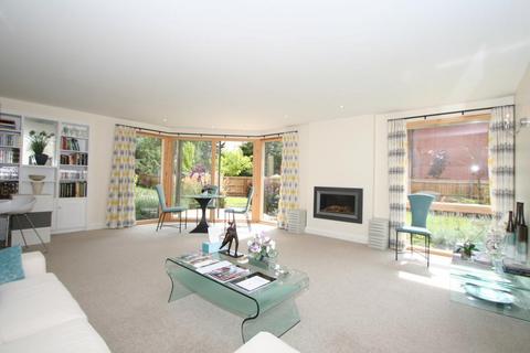 1 bedroom apartment to rent, Meridian Gardens, Newmarket, Suffolk