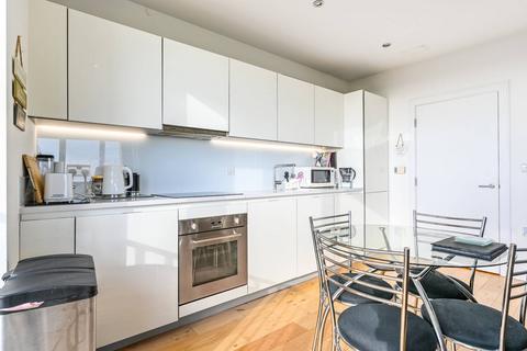 2 bedroom flat for sale, Murrain Road, Highbury, London, N4