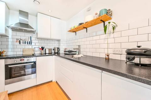 1 bedroom flat for sale, Finsbury Park, Finsbury Park, London, N4