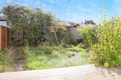 171 Tamar Way, Slough, SL3 8SZ