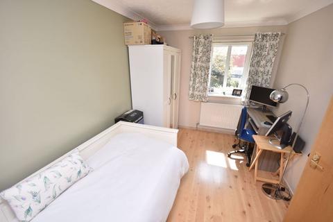 2 bedroom apartment to rent, Retail Park Close, Exeter