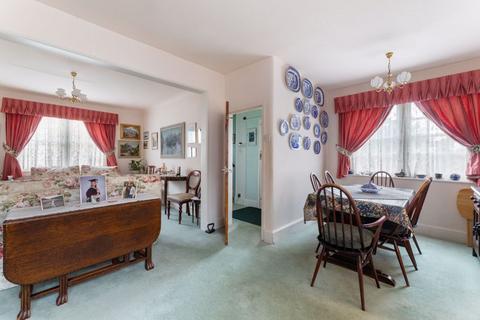 80 Willifield Way, London, NW11 6YJ