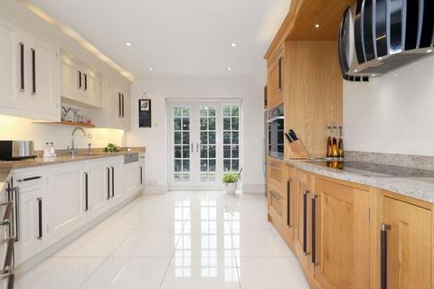 6 bedroom semi-detached house to rent, Deansway, Hampstead Garden Suburb, N2