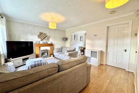 6 Darnford Close, Sutton Coldfield, B72 1YU