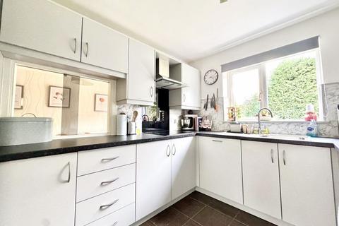 6 Darnford Close, Sutton Coldfield, B72 1YU