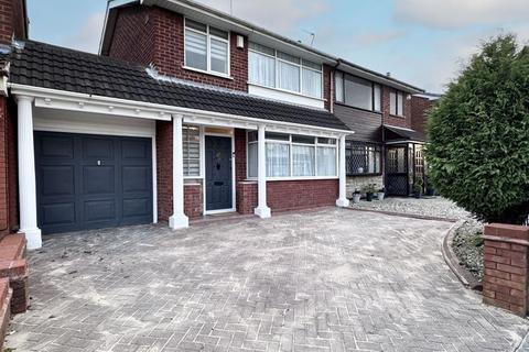 3 Bertram Close, Tipton, DY4 0EL