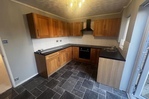 2 bedroom semi-detached house to rent, Fox Close, Stockton-On-Tees