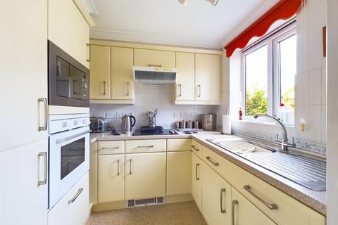 1 bedroom retirement property for sale, Pegasus Court, Caterham Valley