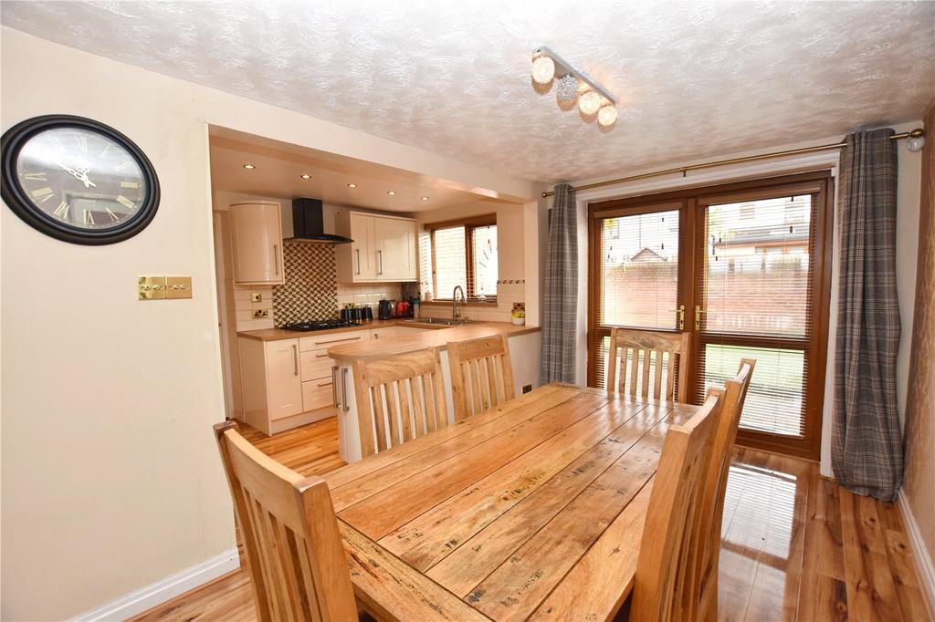 Moss Hall Road, Bury, Greater... 4 bed semidetached house for sale £