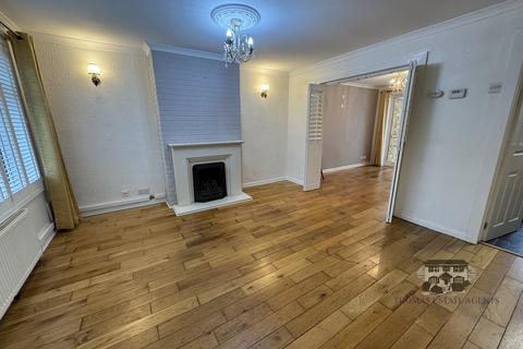 3 bedroom terraced house to rent, Dolgellau Avenue, Tonteg, Pontypridd, Rhondda Cynon Taff, CF38 1HT