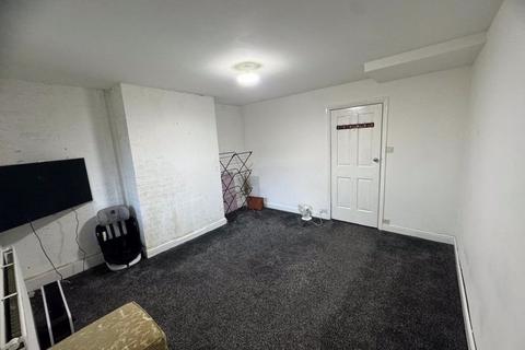 2 bedroom terraced house to rent, Manor Street, Huddersfield