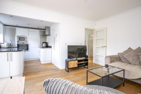 2 bedroom apartment for sale, Cedar Close, Brentwood CM13