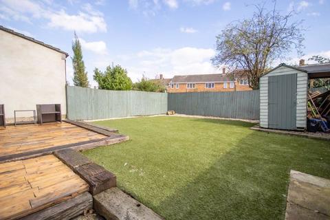 28 Cedar Close, Hutton, Brentwood, CM13 1NE