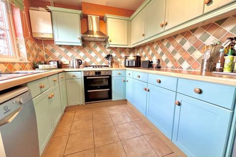 3 bedroom terraced house for sale, Howard Place, Dunstable