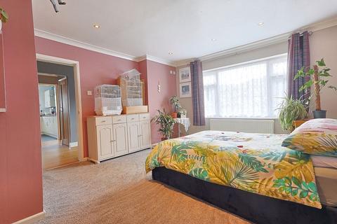 3 bedroom detached bungalow for sale, PINE CLOSE BRIXHAM