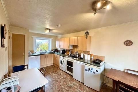 60 Castleview, Dundonald, Kilmarnock, KA2 9JA