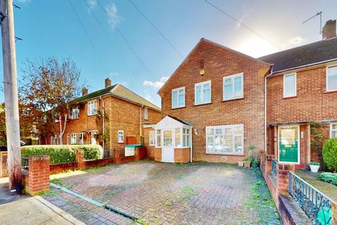 6 bedroom semi-detached house for sale, The Larches, Uxbridge, UB10