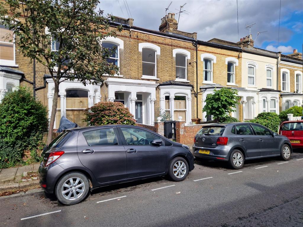 Dumont Road, London 2 bed flat for sale £650,000