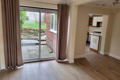 3 bedroom house to rent, Wolseley Road, Stafford