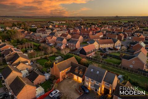 5 bedroom detached house for sale, Vicarage Close, Cowbit, PE12