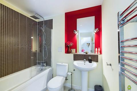 1 Vimy Drive, Dartford, DA1 5FJ