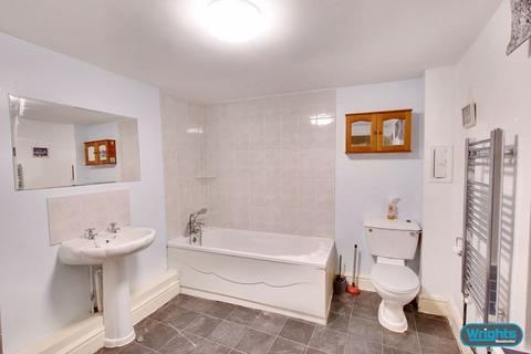 2 bedroom semi-detached house for sale, Ashton Street, Trowbridge