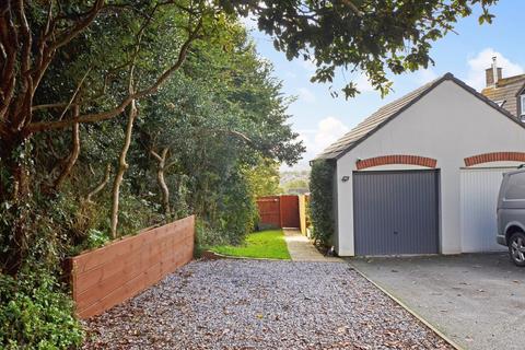 30 Treffry Road, Truro, TR1 1WL