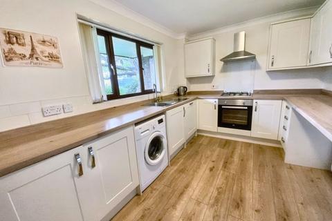 2 bedroom ground floor flat for sale, STANPIT   CHRISTCHURCH