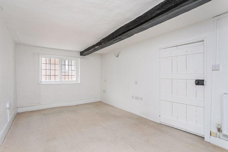 Sitting Room beam