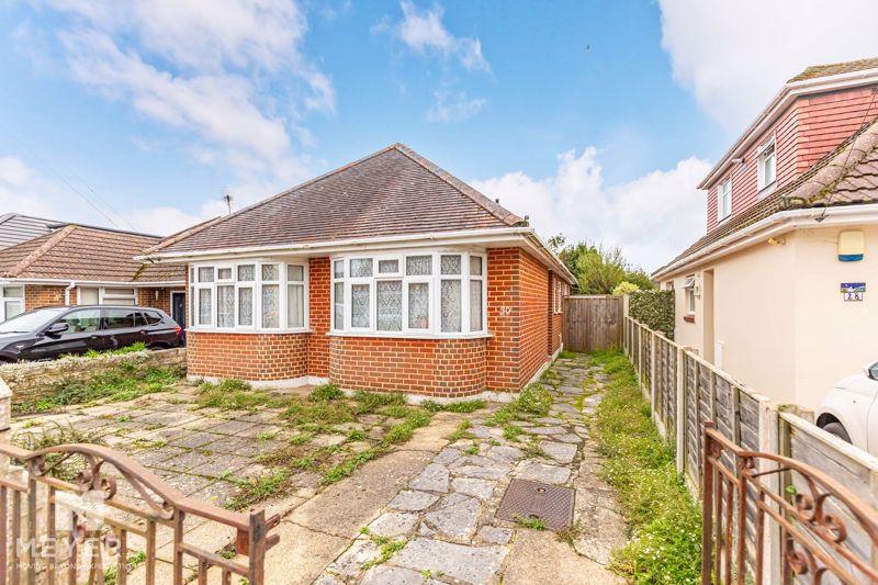 Granby Road, Bournemouth 2 bed detached bungalow to rent £1,400 pcm