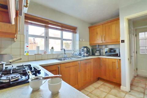 5 bedroom detached house for sale, Ladyhill View, Manchester M28