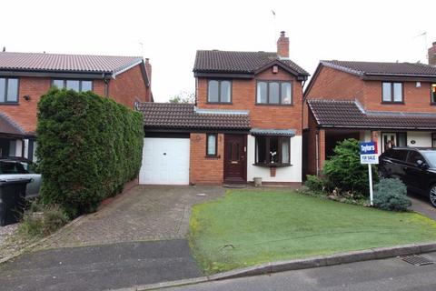 3 bedroom detached house for sale, Ullswater Gardens, Kingswinford DY6