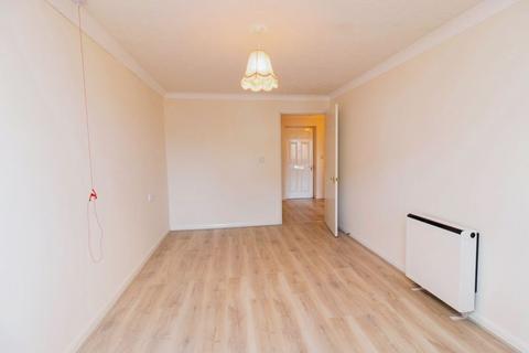 1 bedroom retirement property for sale, Willow Road, Aylesbury HP19