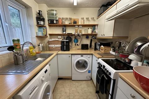 1 bedroom end of terrace house for sale, Cheltenham Drive, Chippenham