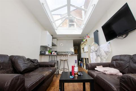 7 bedroom house to rent, Tiverton Road, Birmingham B29