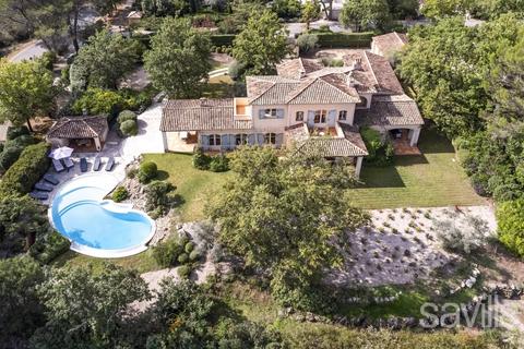 4 bedroom villa, Tourrettes, 83440, France