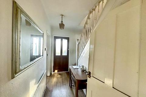 29 Hilton Way, South Croydon, CR2 9ER
