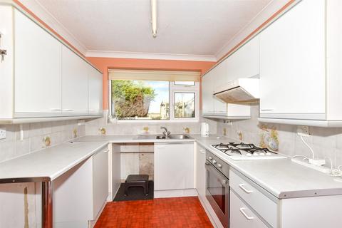 29 Copperfields, Lydd, Romney Marsh, TN29 9UU