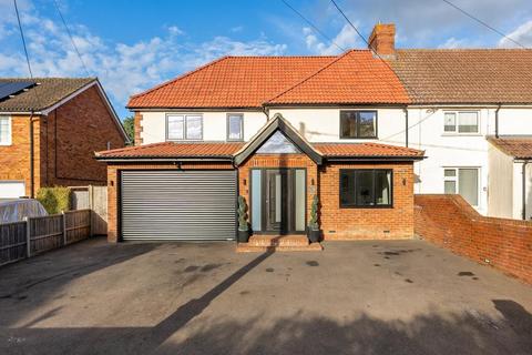 4 bedroom semi-detached house for sale, Park Lane, Eaton Bray, Bedfordshire, LU6 2BB