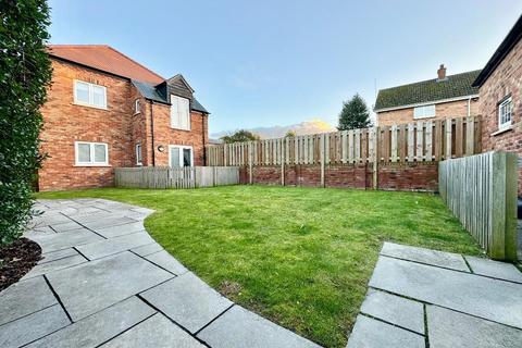 2 bedroom duplex for sale, Flitwick Road, Maulden, Bedfordshire, MK45 2FT