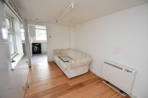 1 bedroom flat to rent, Stoke Road, Hampshire PO12