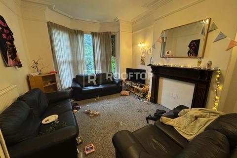 8 bedroom house to rent, Belle Vue Road, Leeds LS3