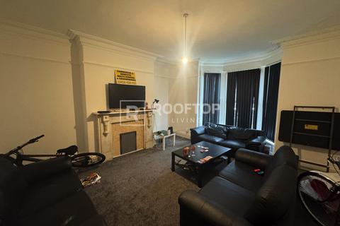 9 bedroom house to rent, Belle Vue Road, Leeds LS3