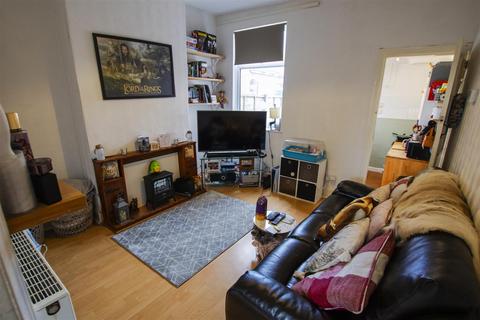 2 bedroom house to rent, Westminster Road, Birmingham B29