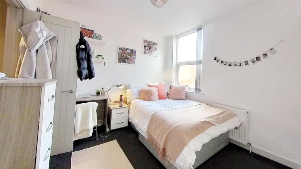 205-Tiverton-Road-Be